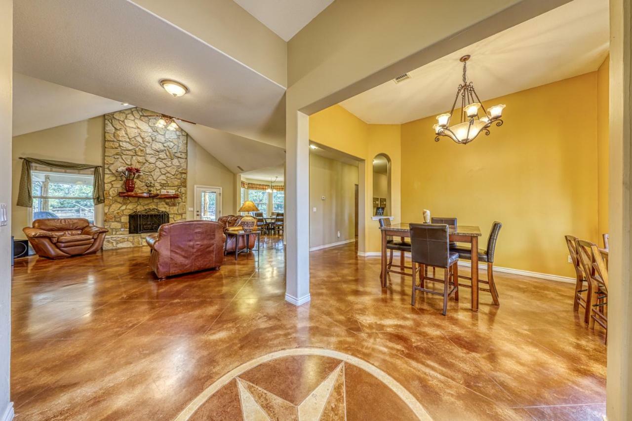 River Mountain Retreat Wimberley Esterno foto
