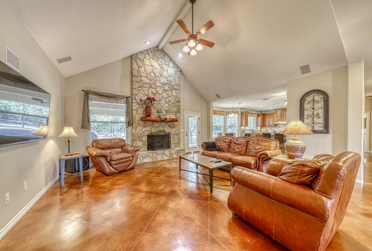 River Mountain Retreat Wimberley Esterno foto
